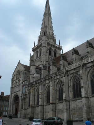 Basiliek van Autun